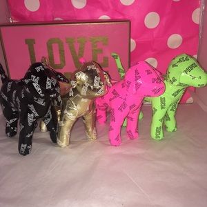 Victoria’s Secret Dog Set